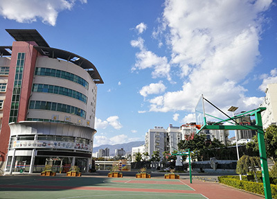 樂山市醫(yī)藥科技學(xué)校2025最新招生計(jì)劃及要求